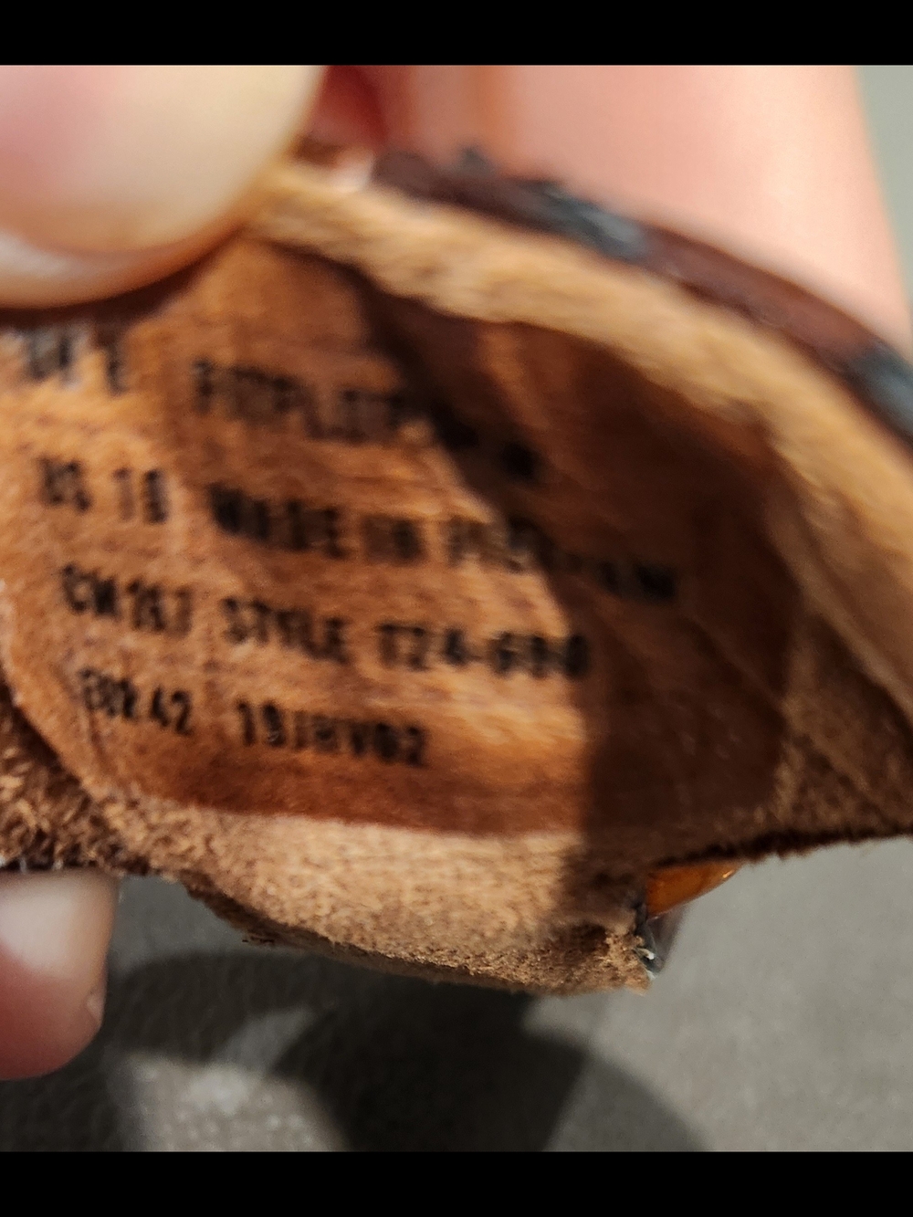 Brown Fitflops With Plastic Chain